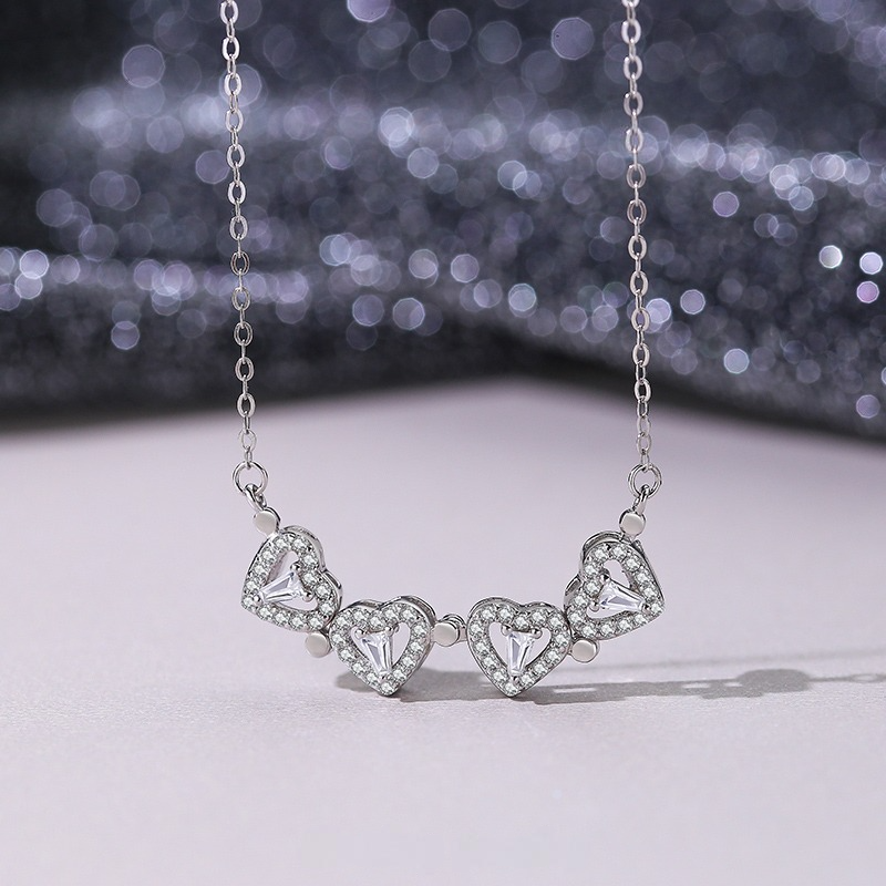 Magnetic Clover Heart Pendant Necklace